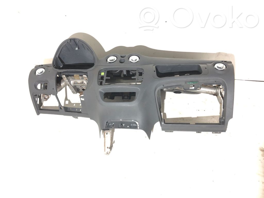 Citroen C3 Panelis 