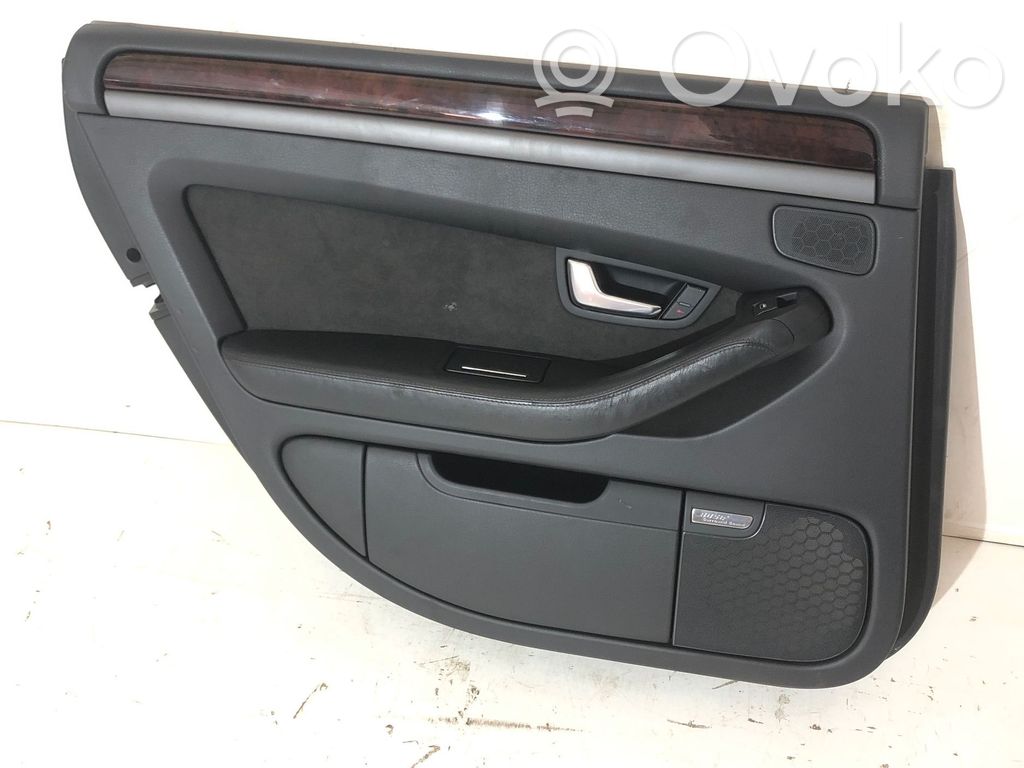 Audi A8 S8 D3 4E Apšuvums aizmugurējām durvīm 