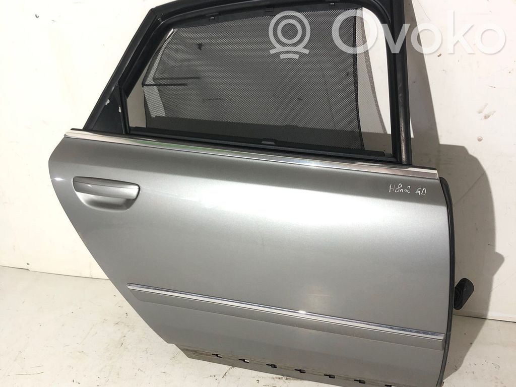 Audi A8 S8 D3 4E Galinės durys 