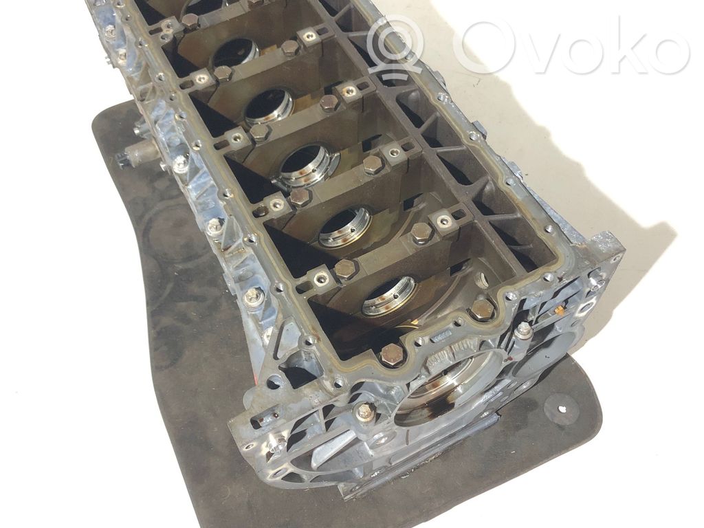 BMW 5 F10 F11 Engine block 