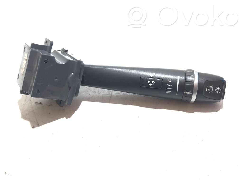 Volvo V70 Palanca de control del limpiaparabrisas 