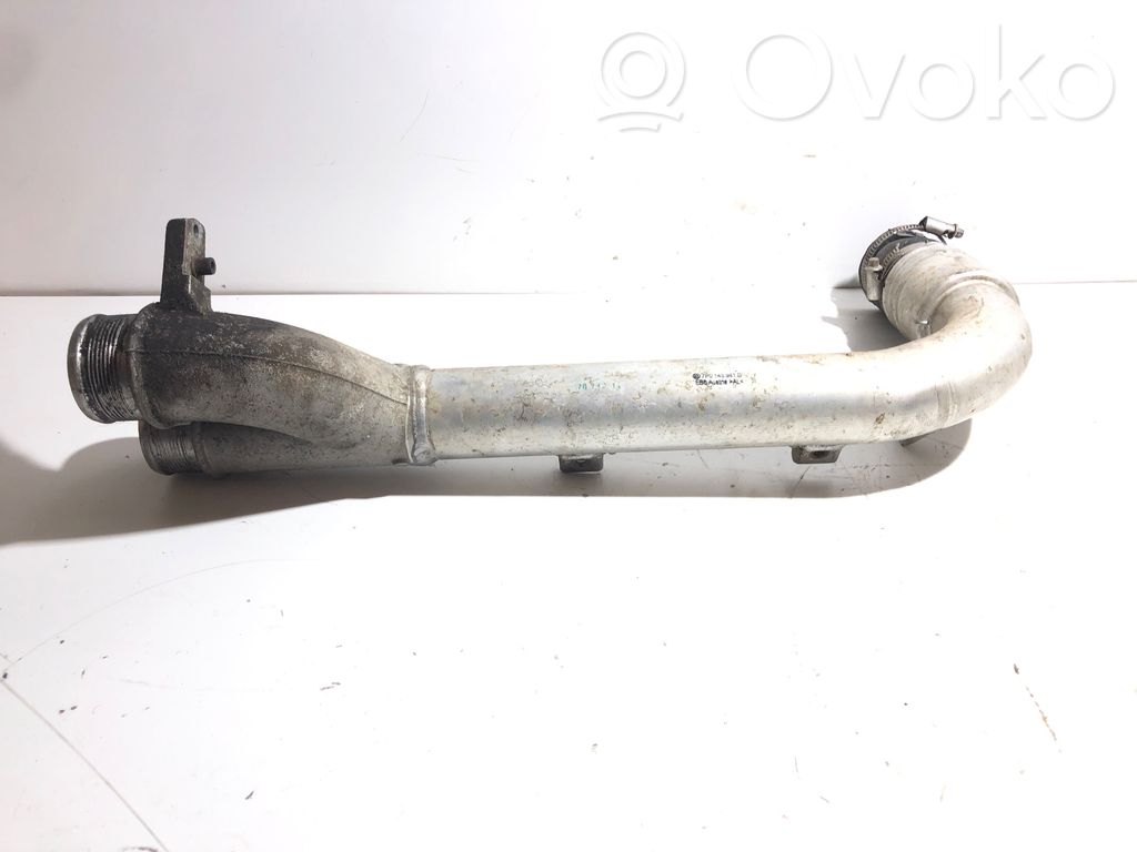 Volkswagen Touareg II Tubo flessibile intercooler 