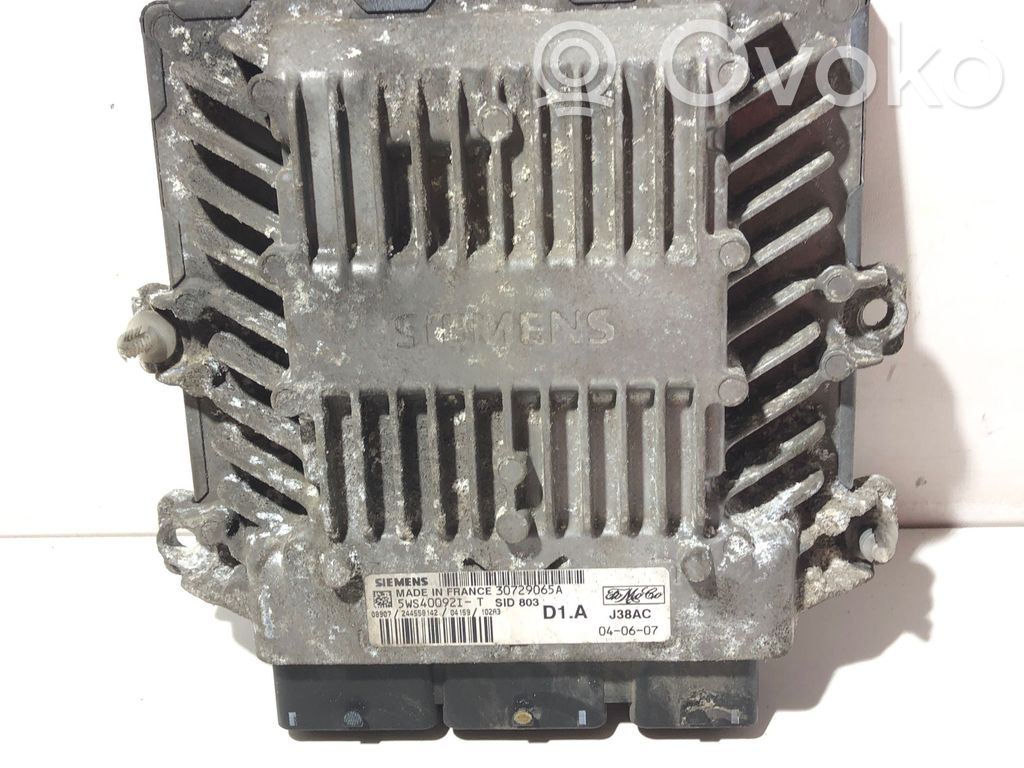 Volvo V50 Engine control unit/module 