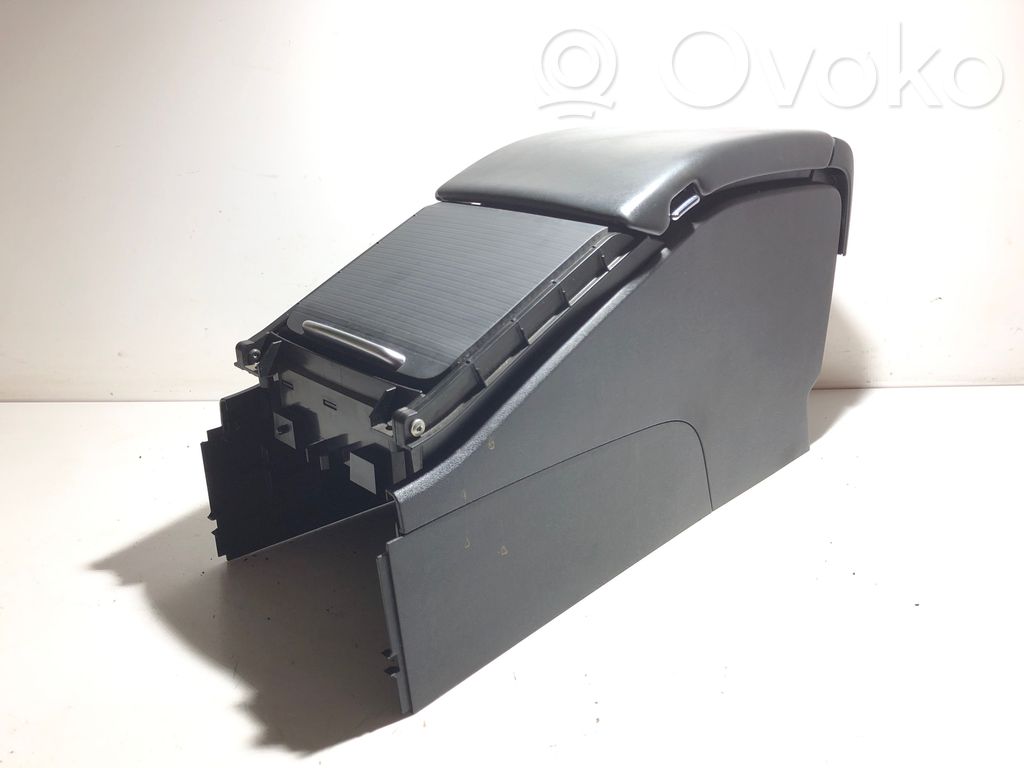 Volvo V70 Armrest 