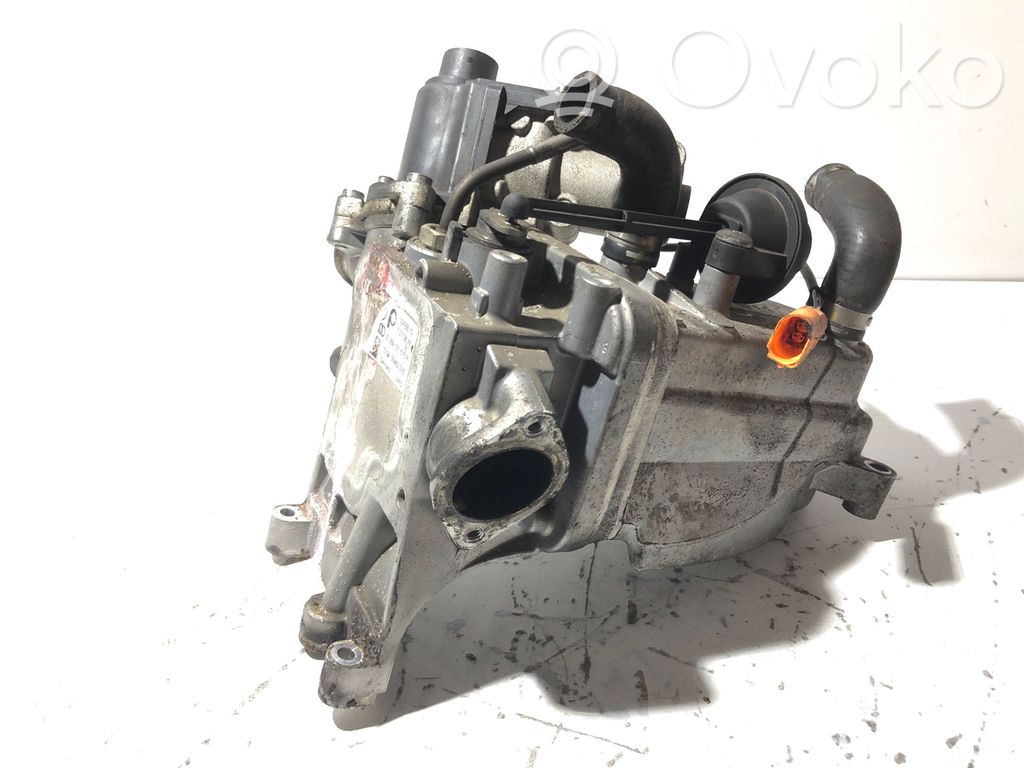 Audi A4 S4 B8 8K EGR aušintuvas 
