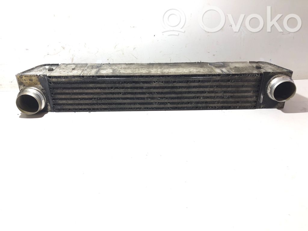 BMW 5 E60 E61 Interkūlerio radiatorius 