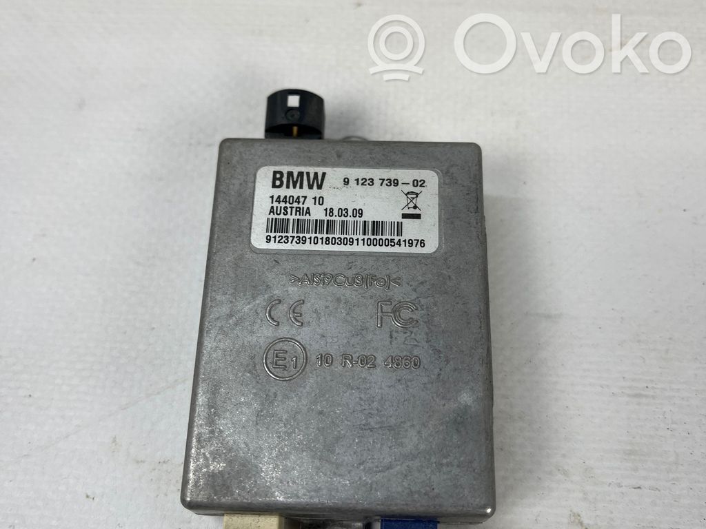 BMW 5 E60 E61 Antenos stiprintuvas 