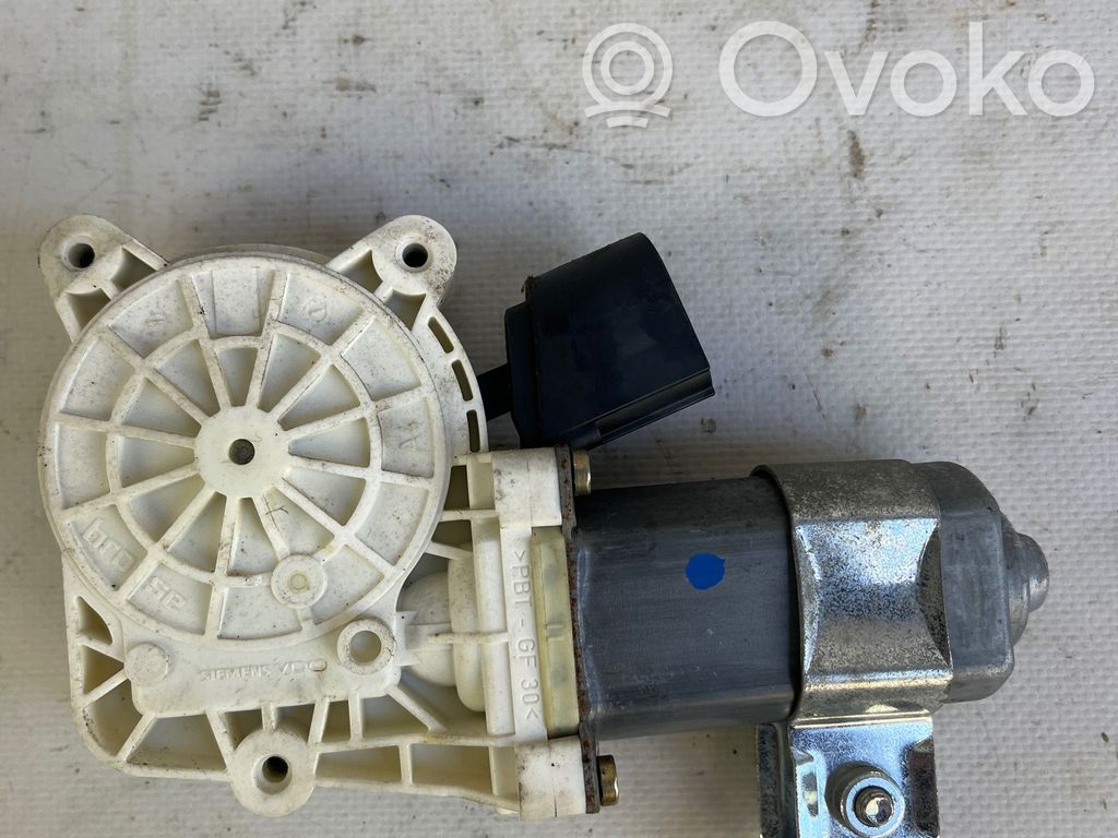 Front door window regulator motor   0536009702