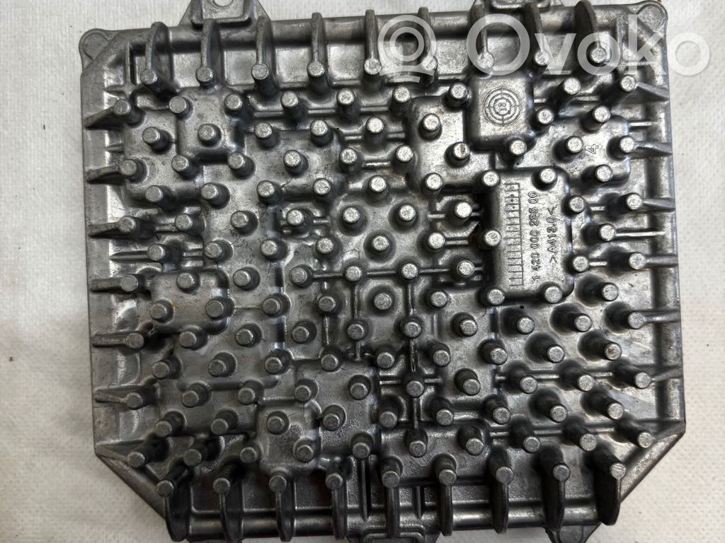 Jeep Cherokee Headlight ballast module Xenon 
