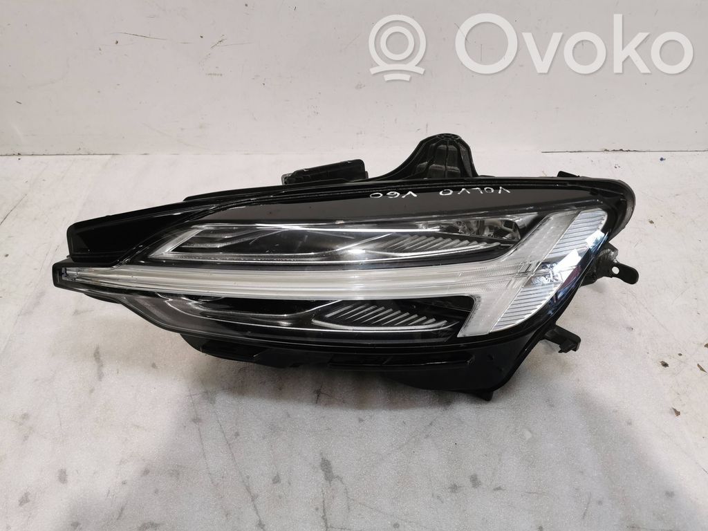Scheinwerfer   22025905,00036331