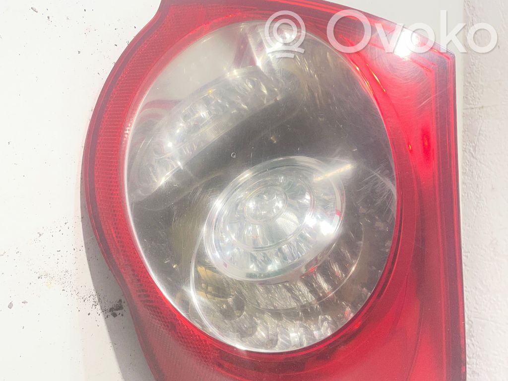 Volkswagen PASSAT B6 Lampa tylna 
