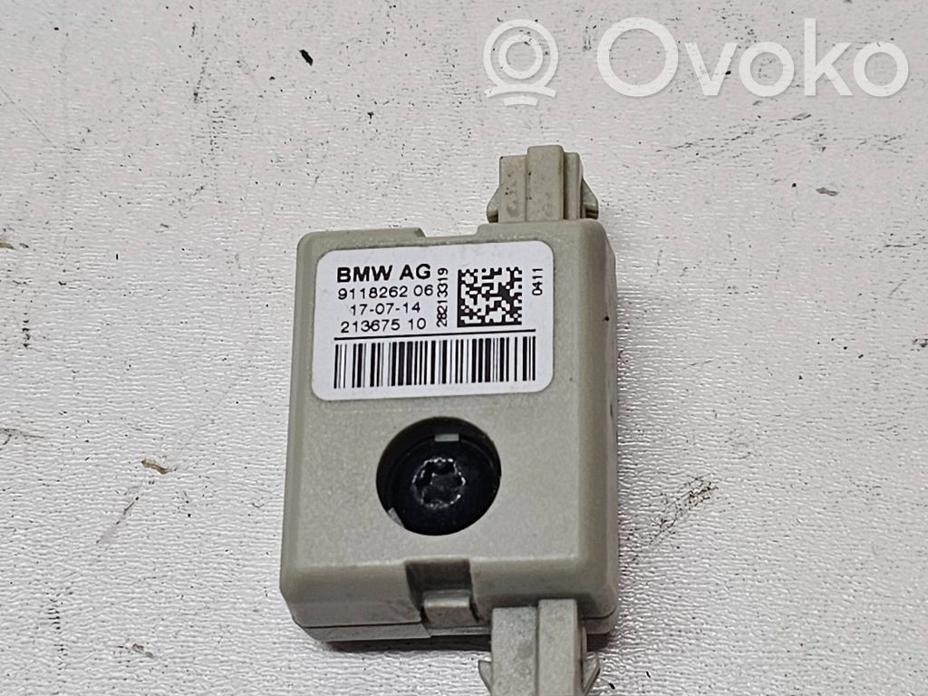 BMW 5 F10 F11 Antenas pastiprinātājs 