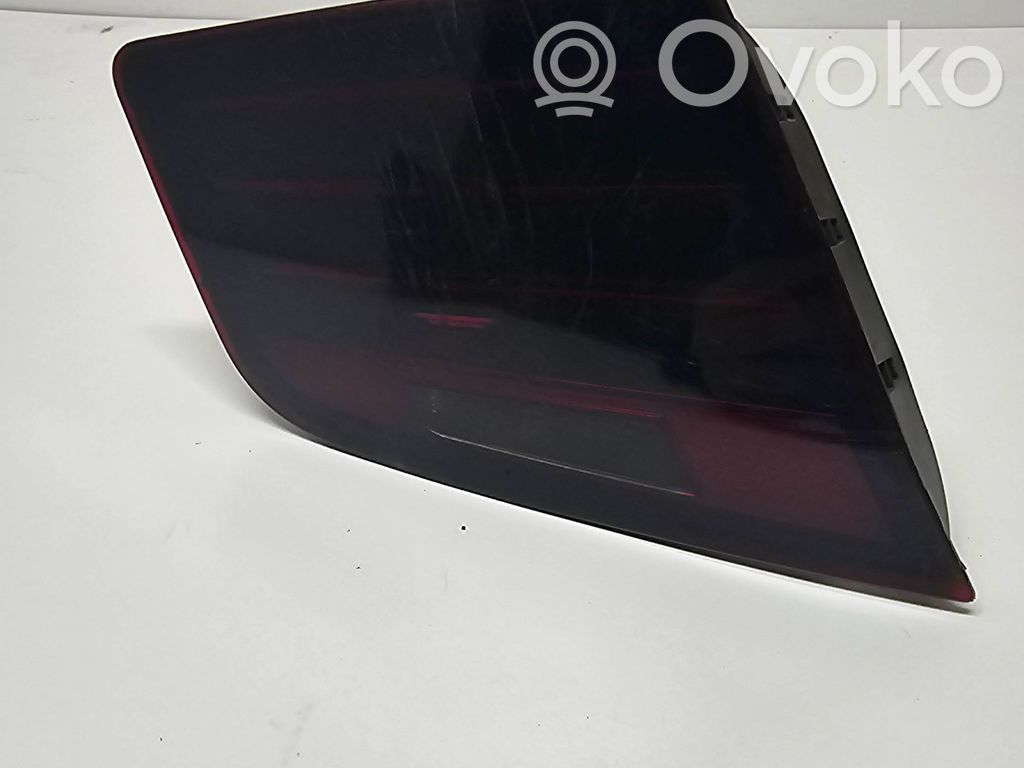 BMW 5 F10 F11 Lampy tylnej klapy bagażnika 