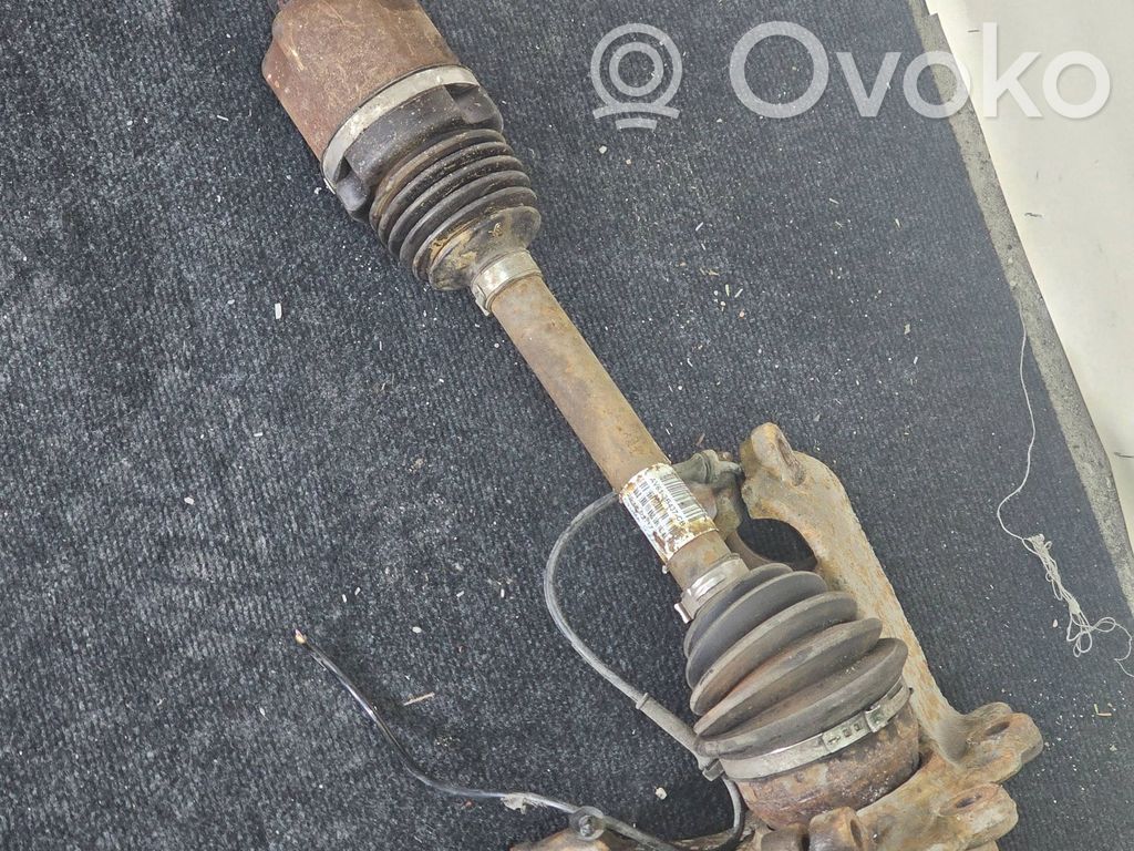 Ford Grand C-MAX Priekinis pusašis 