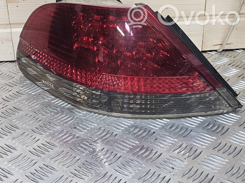 Rear/tail lights
