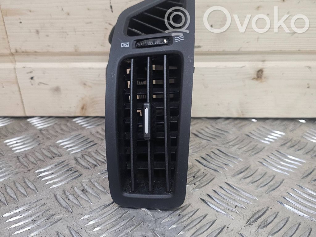 KIA Ceed Copertura griglia di ventilazione laterale cruscotto 