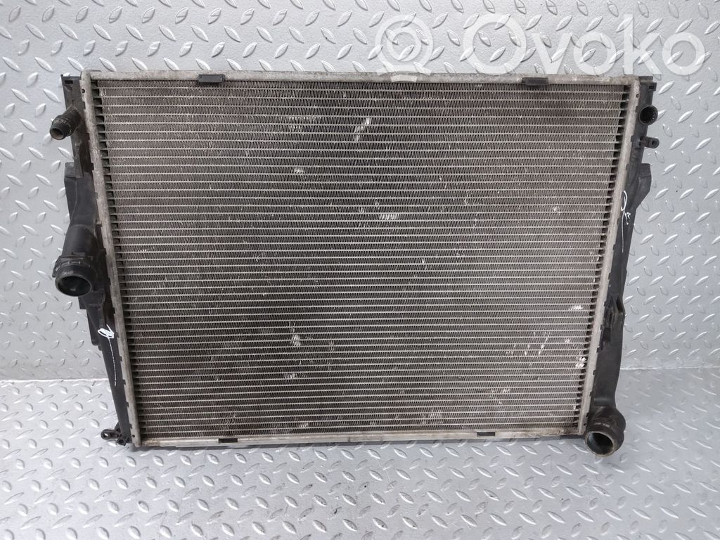 BMW 1 E81 E87 Coolant radiator 