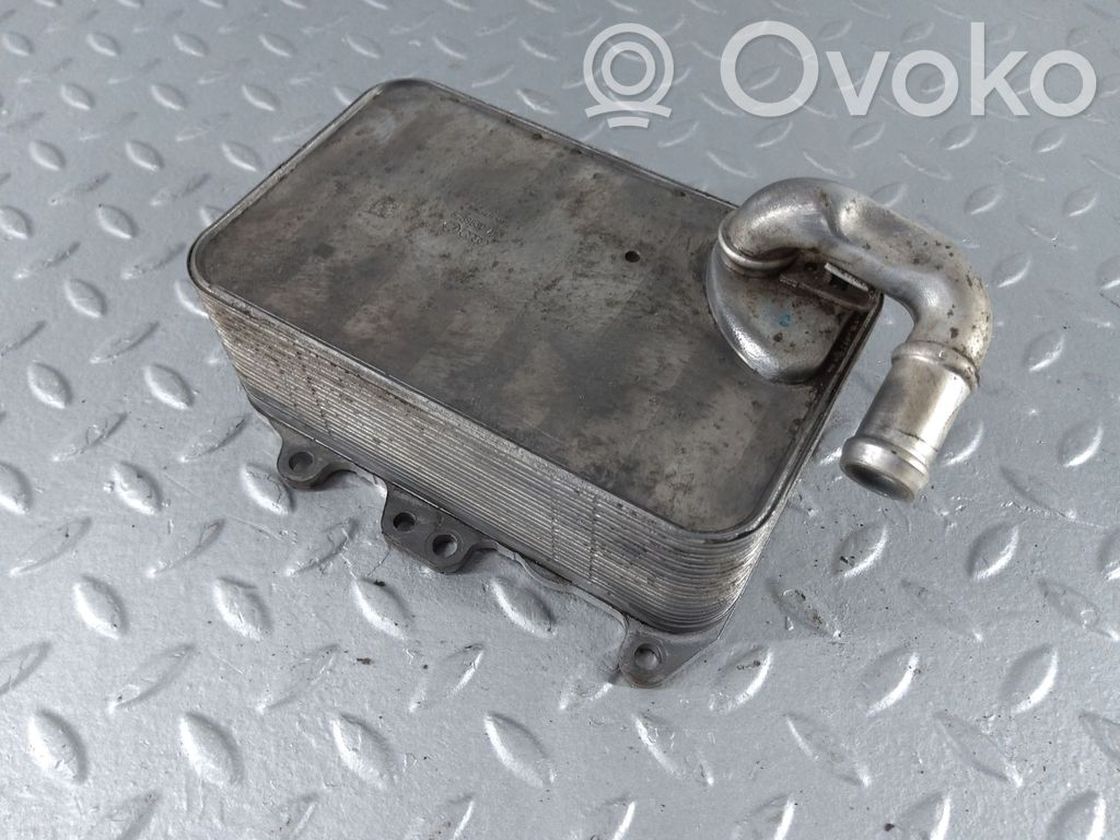 Audi A6 C7 Oil filter mounting bracket 