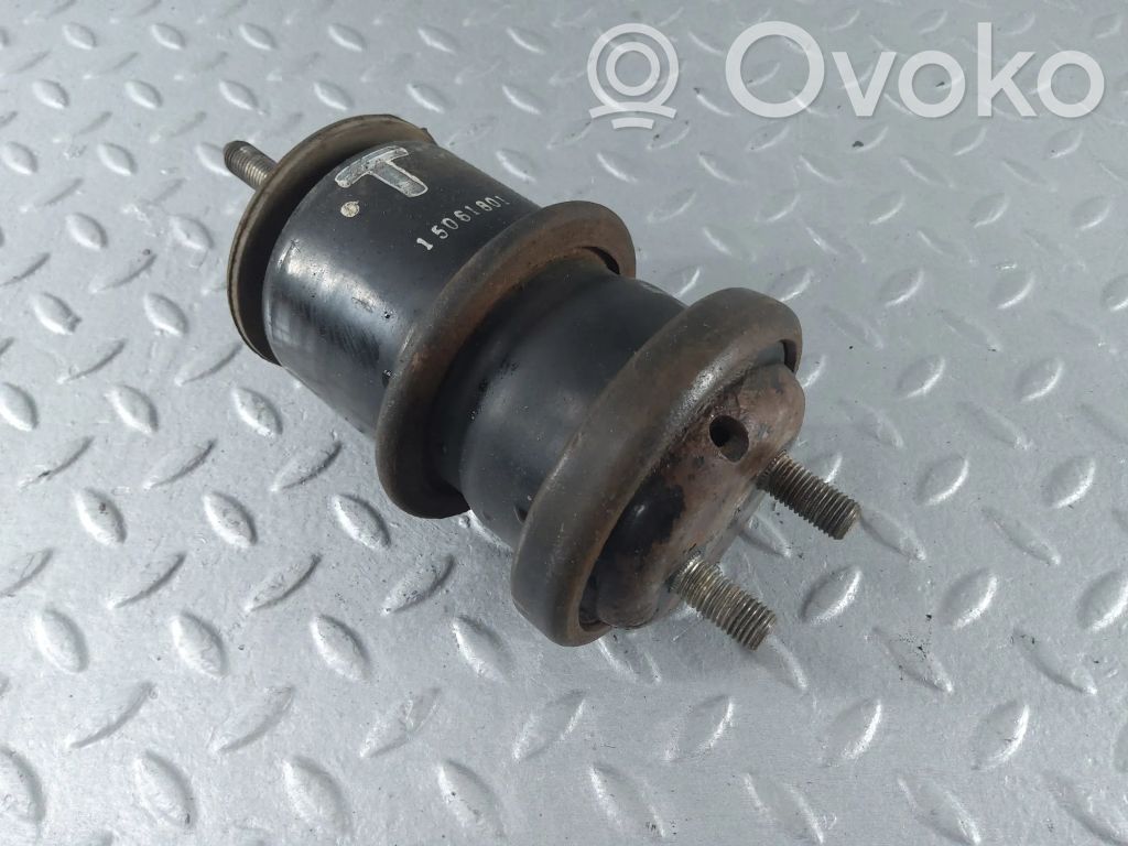 Subaru Outback (BS) Engine mount bracket 