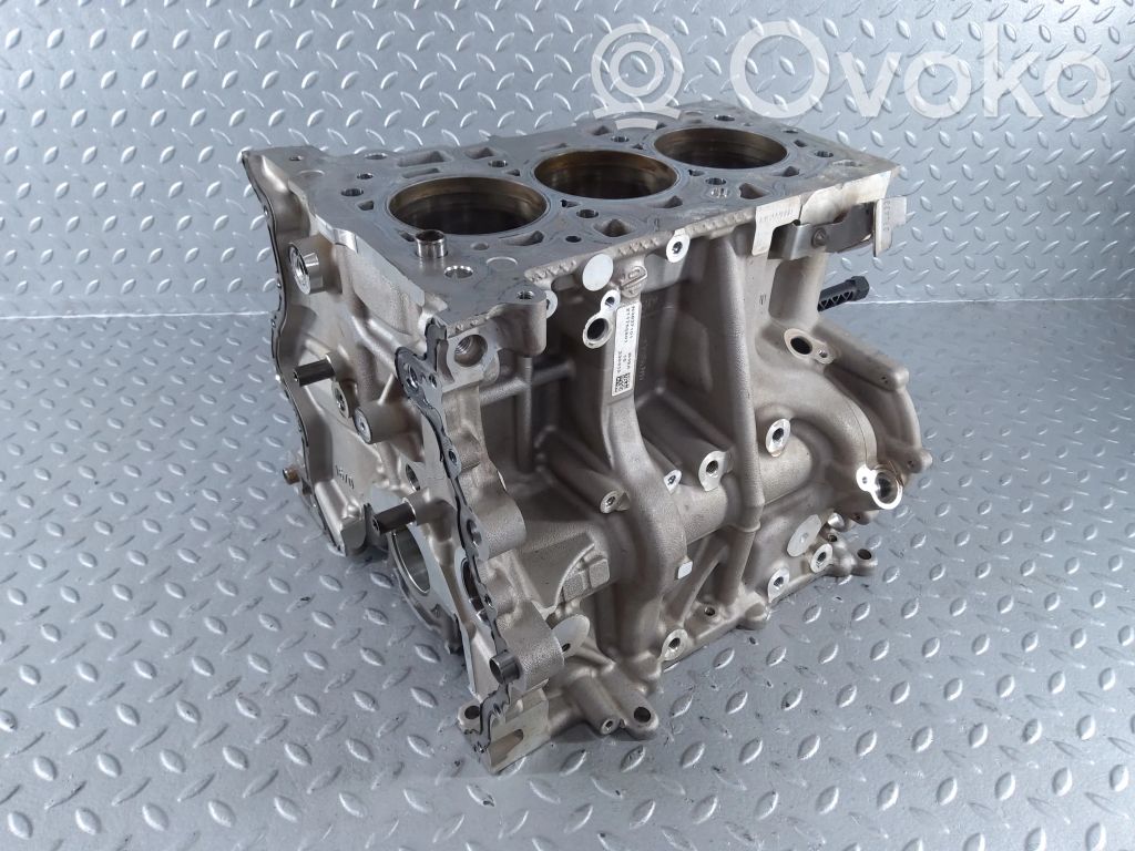 BMW 1 F40 Engine block 
