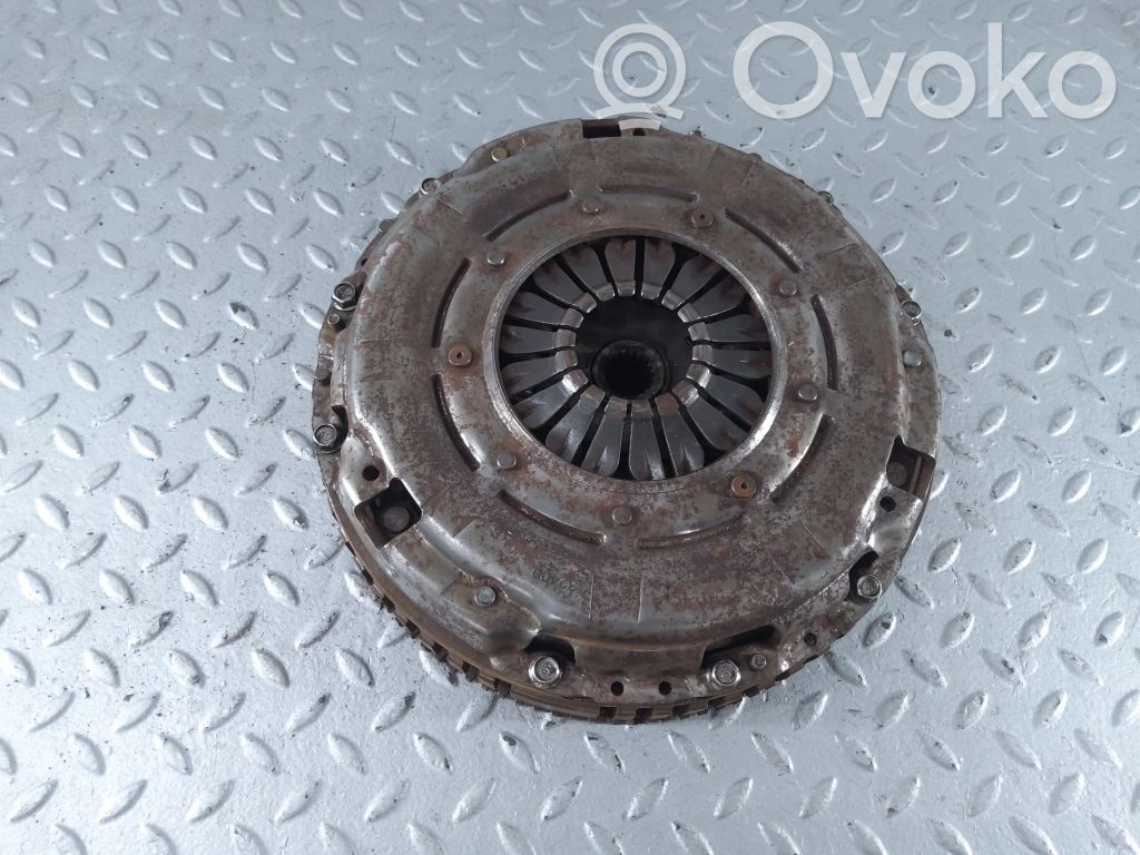 KIA Ceed Sankabos komplektas 