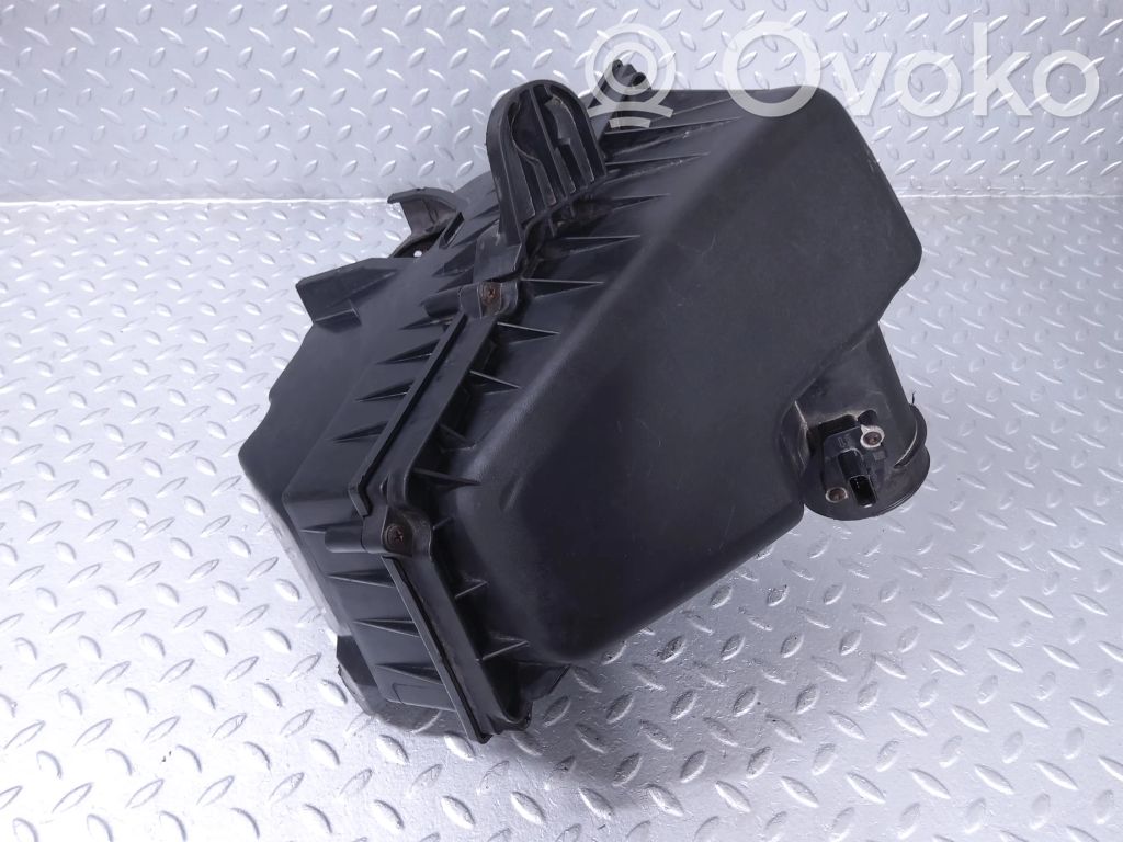 Ford Galaxy Air filter box 