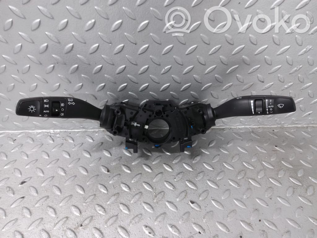 KIA Optima Wiper turn signal indicator stalk/switch 