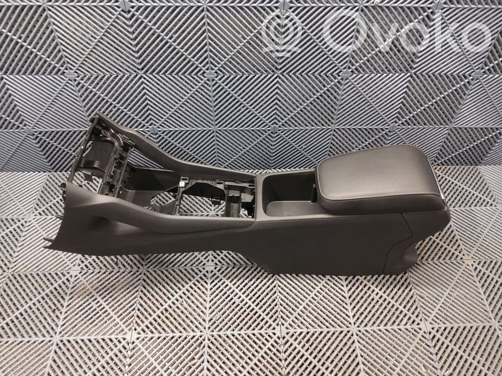 Skoda Karoq Tunel środkowy 