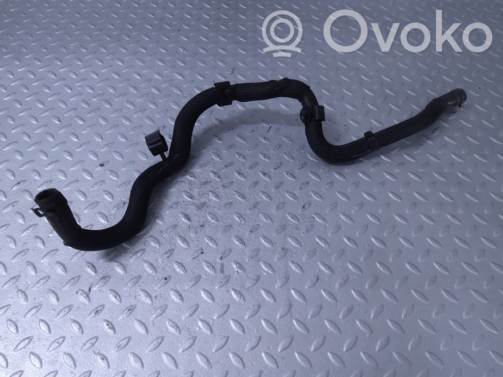 Jaguar I-Pace Engine coolant pipe/hose 