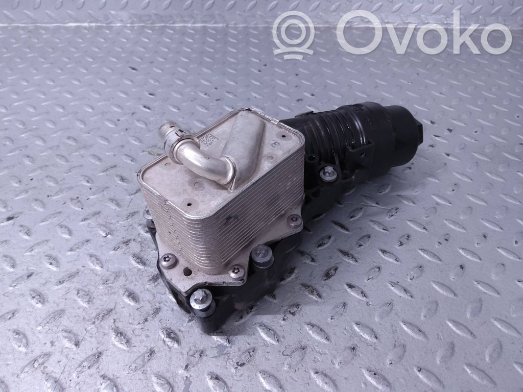 BMW 1 F40 Mocowanie / uchwyt filtra oleju 