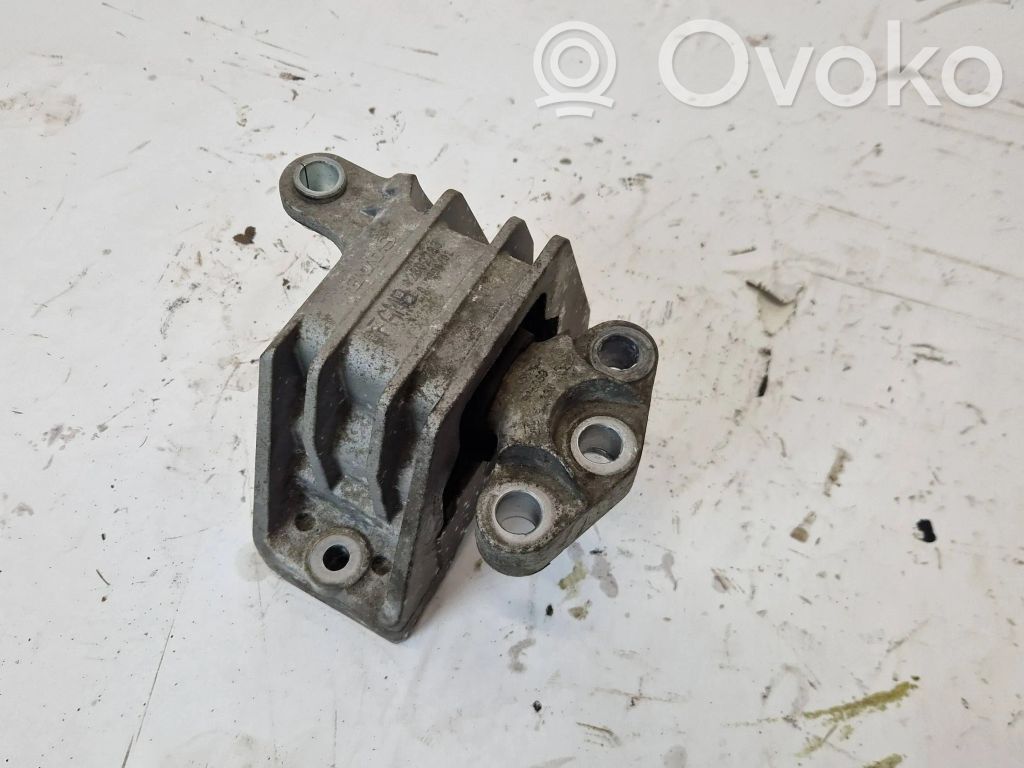 Saab 9-3 Ver2 Engine mount bracket 