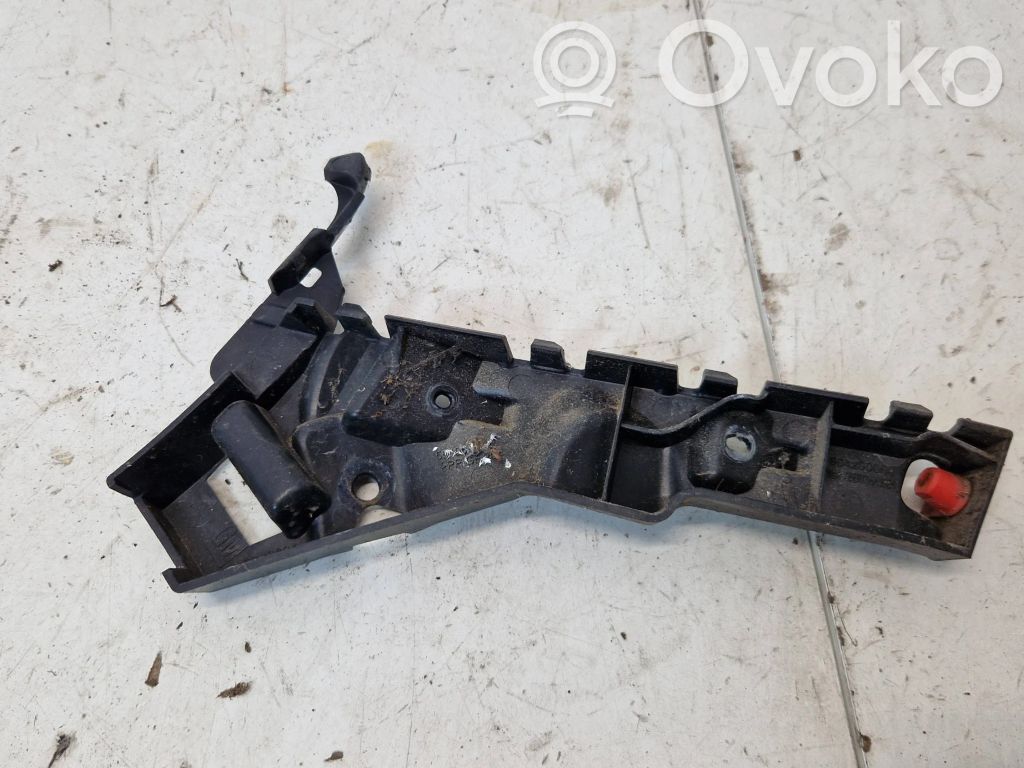 Saab 9-5 Front bumper mounting bracket 