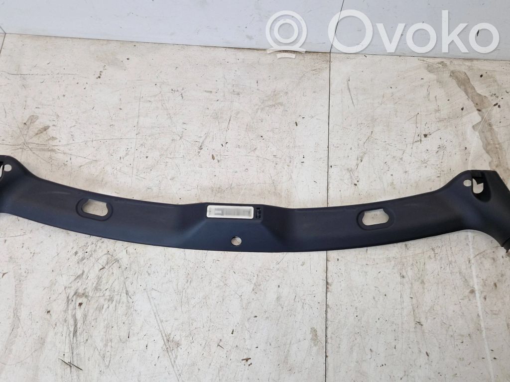 BMW Z3 E36 Windshield trim 