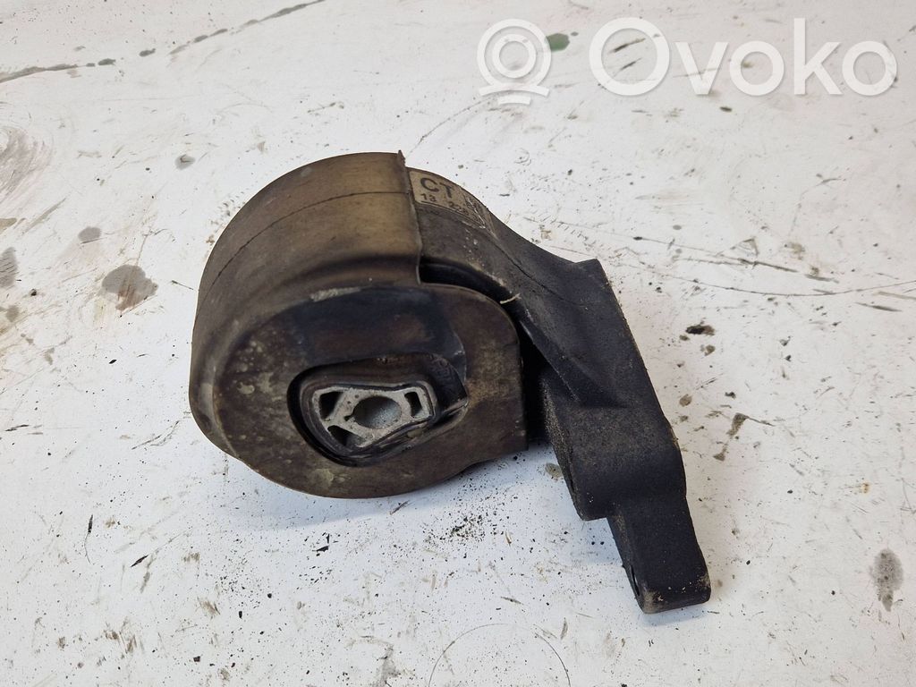 Saab 9-5 Engine mount bracket 