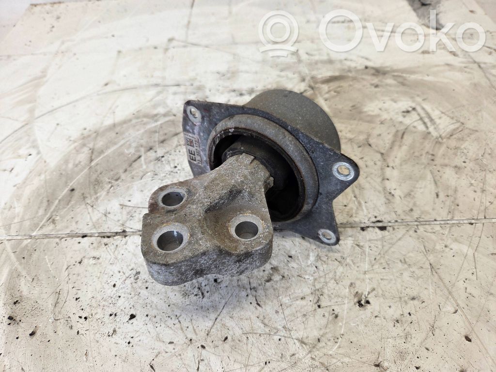 Saab 9-5 Engine mount bracket 