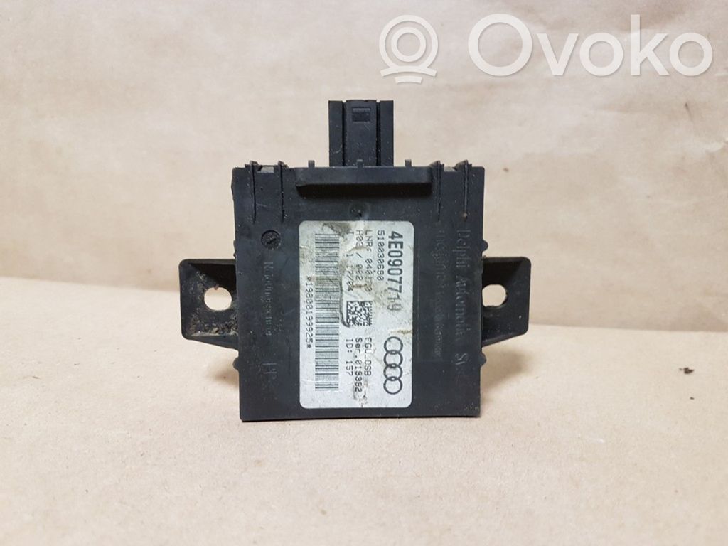 Unidad de control/módulo de alarma   4E0907719