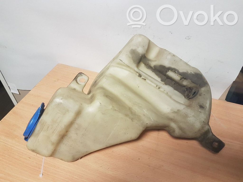 Audi A4 S4 B5 8D Wischwasserbehälter 