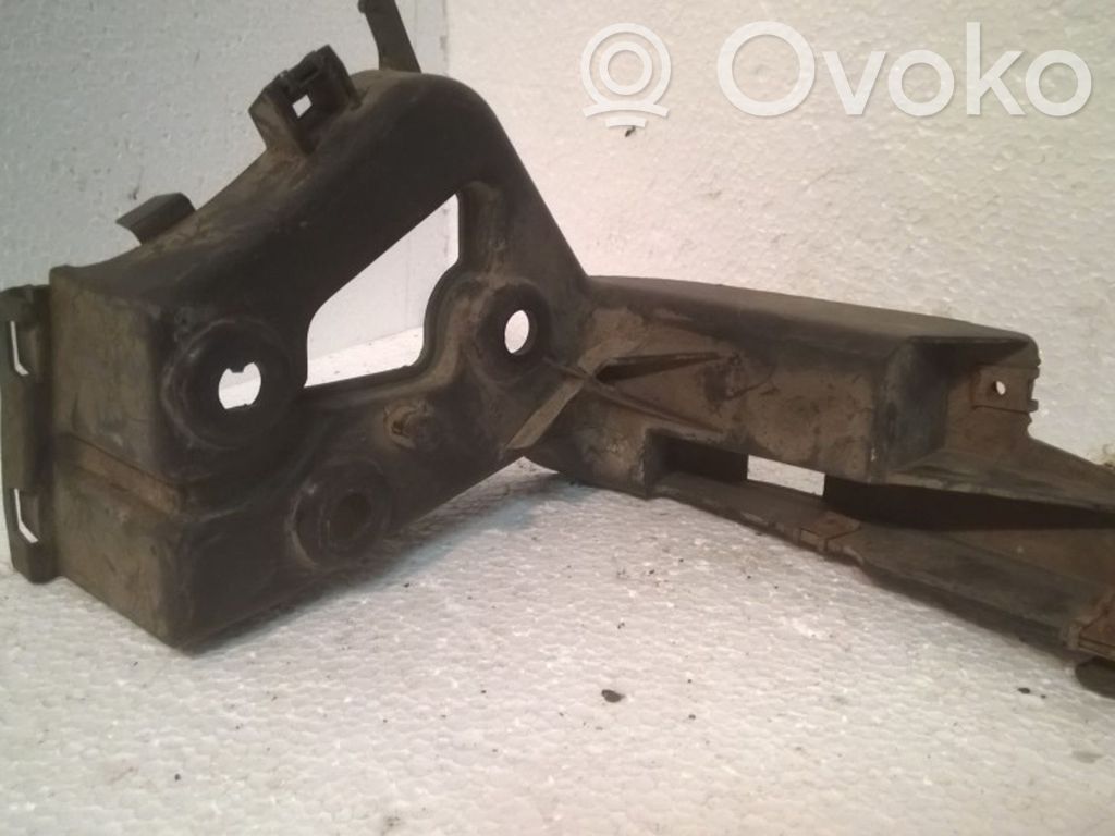Audi A8 S8 D3 4E Rear bumper mounting bracket 