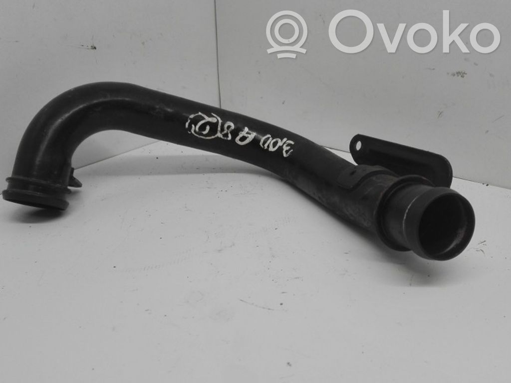 Audi A8 S8 D3 4E Tuyau de liquide de refroidissement moteur 