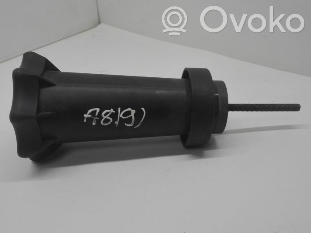 Audi A8 S8 D3 4E Tornillo de la rueda de repuesto 