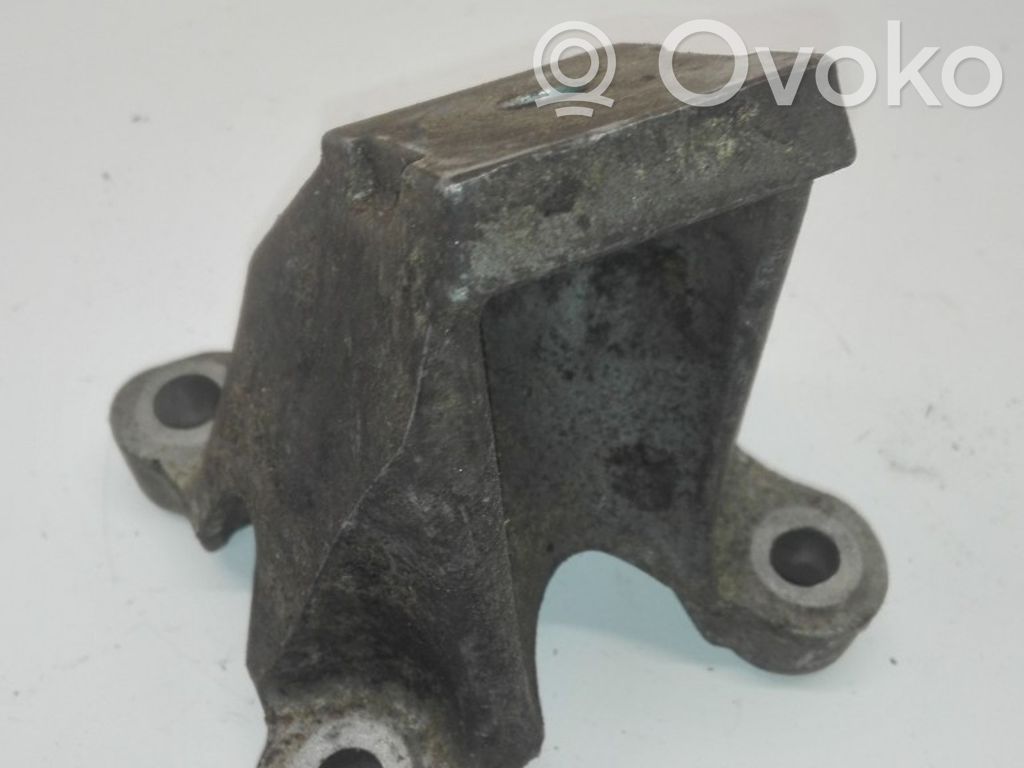 Engine mounting bracket   4F0199307AA