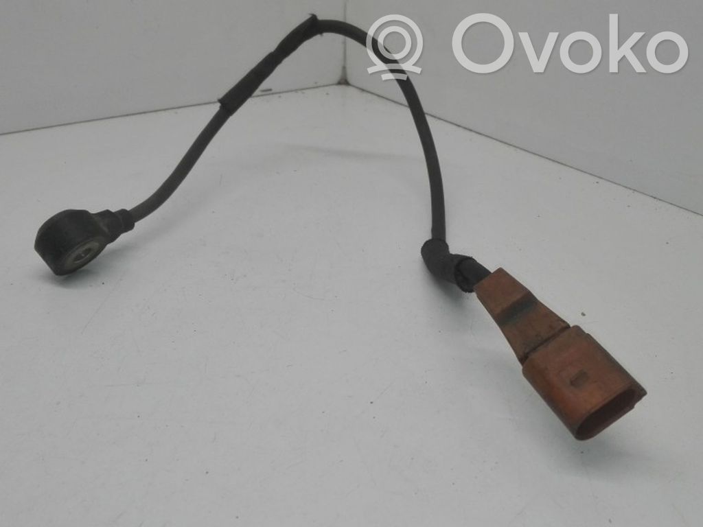 Audi A8 S8 D3 4E Klopfsensor 