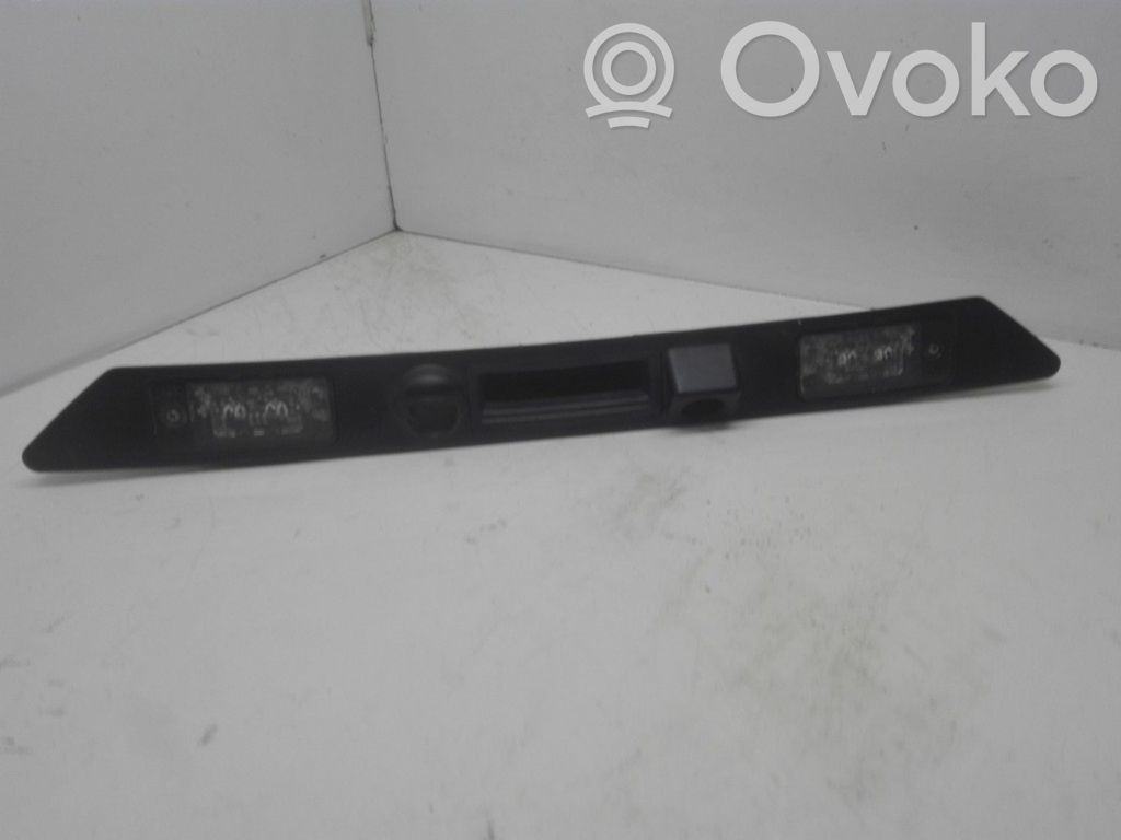 Audi A8 S8 D4 4H Éclairage de plaque d'immatriculation 