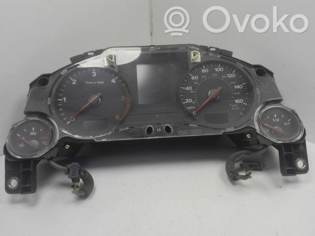 Audi A8 S8 D3 4E Speedometer (instrument cluster) 
