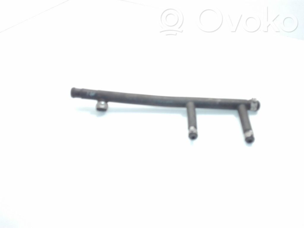 Audi A4 S4 B7 8E 8H Piesă sistem vacuum turbosuflantă 