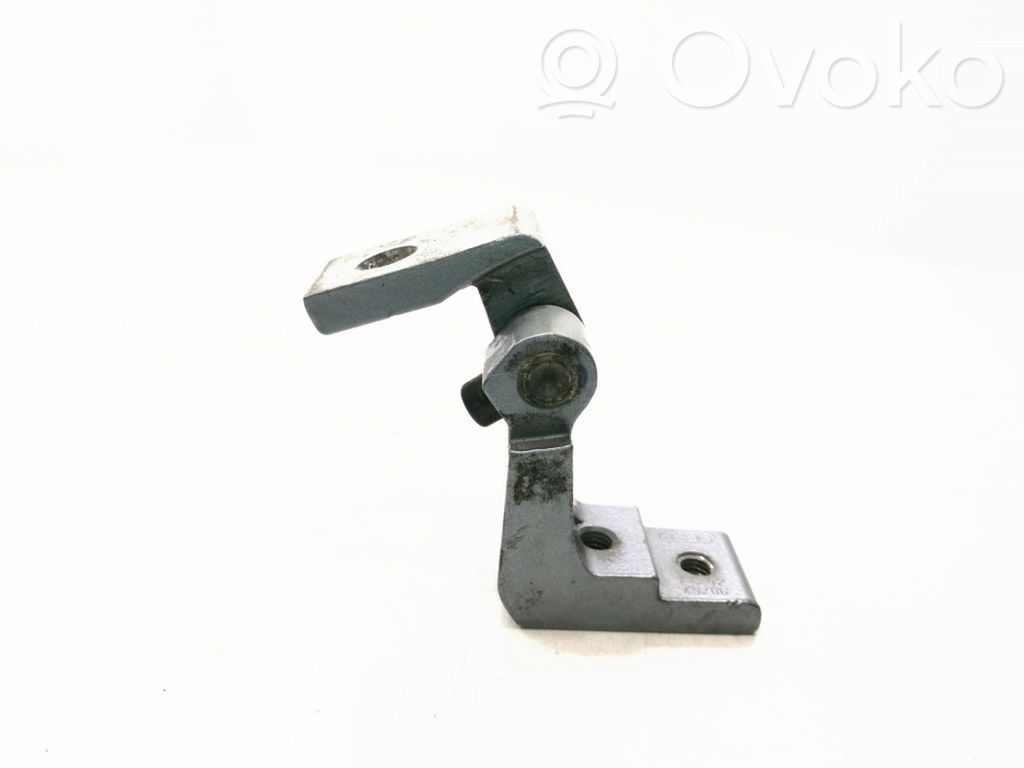 Audi A6 S6 C6 4F Rear door upper hinge 