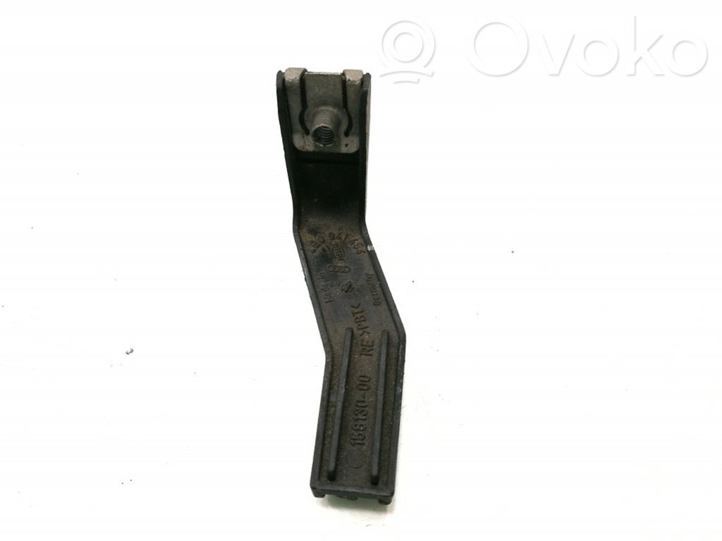 Audi A8 S8 D3 4E Halterung Scheinwerfer 