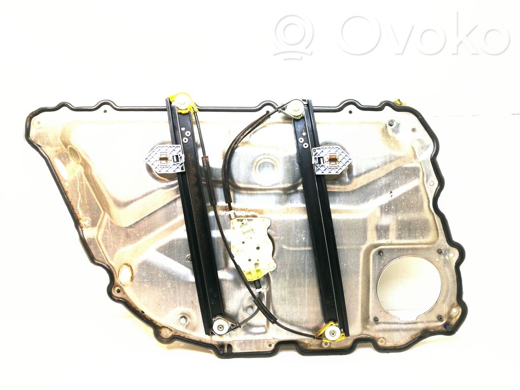 Audi A8 S8 D3 4E Galinio el. lango pakėlimo mechanizmas be varikliuko 