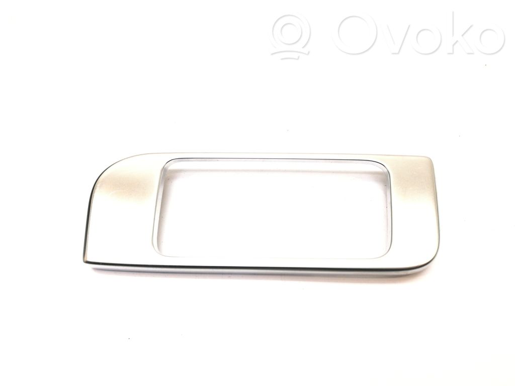 Audi A8 S8 D4 4H Muu keskikonsolin (tunnelimalli) elementti 