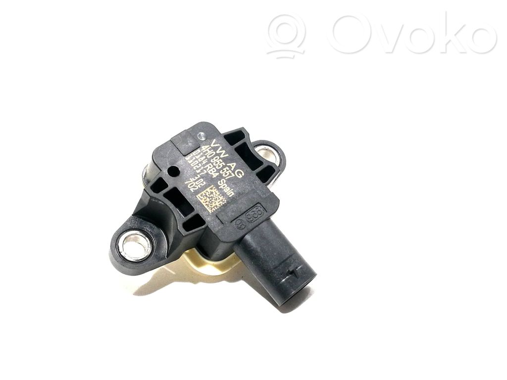 Audi A7 S7 4G Airbag deployment crash/impact sensor 